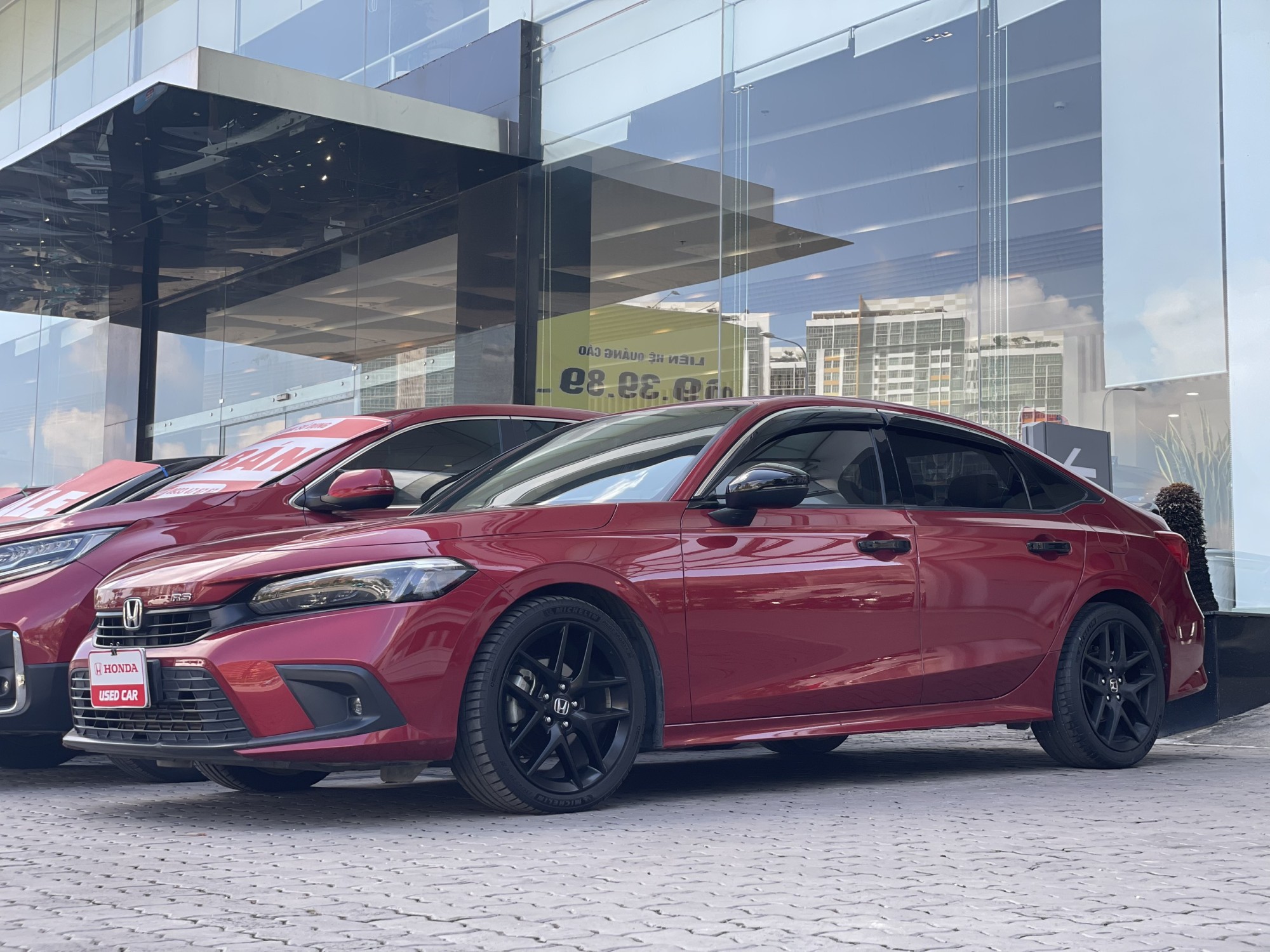 ĐÃ BÁN - HONDA CIVIC RS 2021 nhập Thái - Màu đỏ - Odo 30.900km